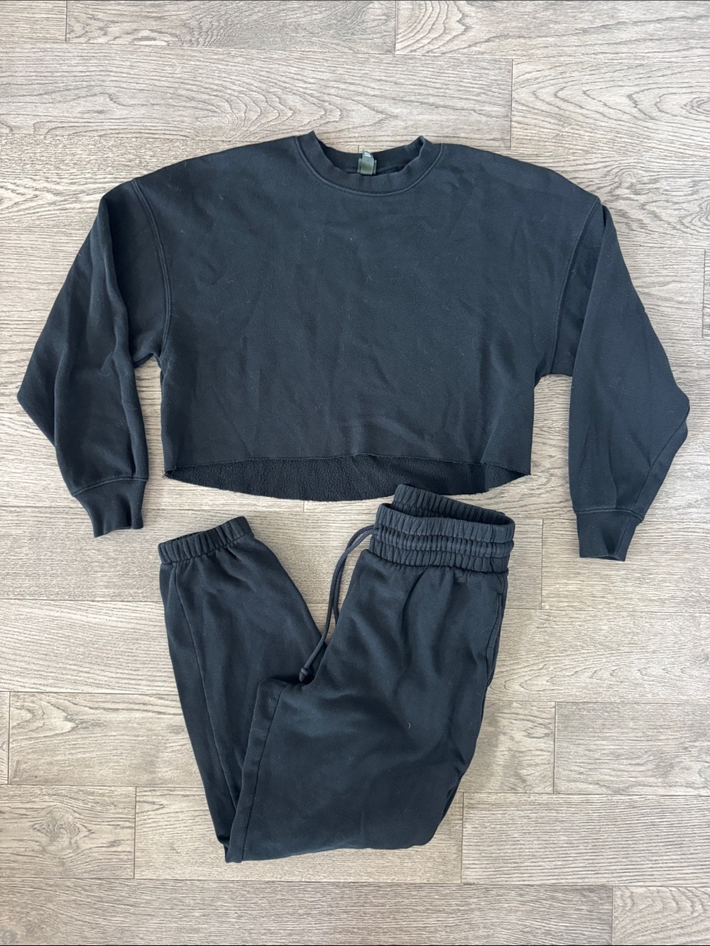 🌼WILD FABLE🌼 Black Cropped Sweatshirt and Joggers Set